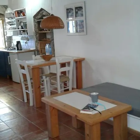 Appartement The Yellow Boat House Klima (Milos)