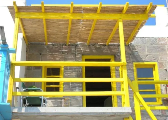 דירה The Yellow Boat House Klima (Milos)